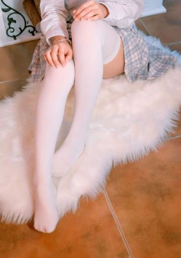紧身裙女教师在线观看