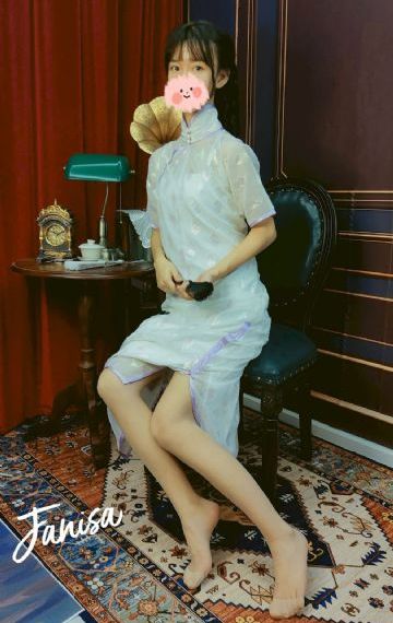 娇妻互换日出白浆