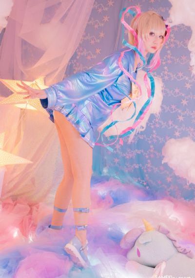 豪放大女兵bd在线观看