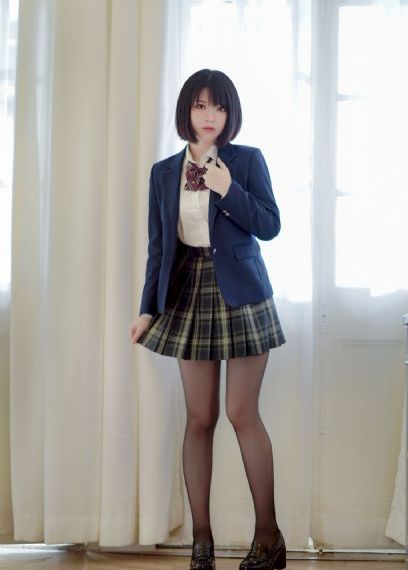 办公室浪荡女秘在线观看