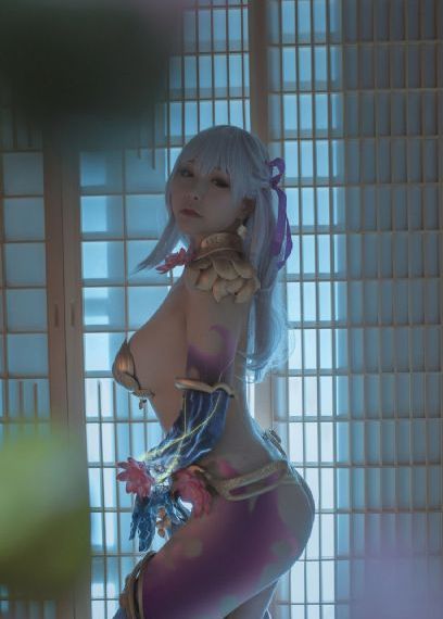 颜之月