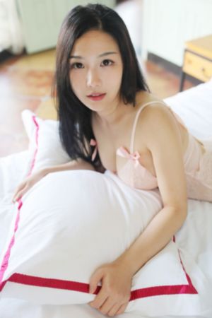 诱惑我的邻家美女姐姐