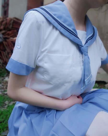 只想爱你在线观看