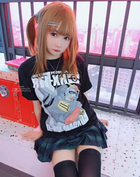 两个小婕子和洗澡hd