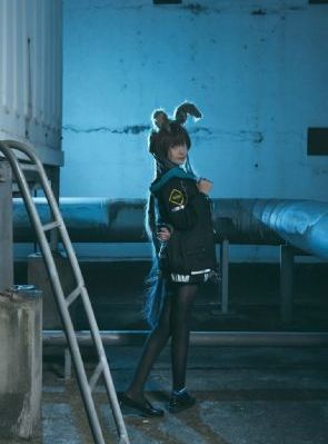 异国女郎在巴黎